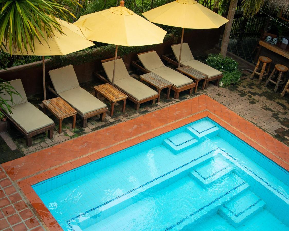 Baanpong Lodge San Kamphaeng Ngoại thất bức ảnh