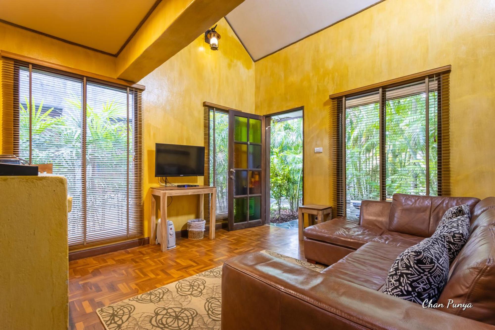 Baanpong Lodge San Kamphaeng Ngoại thất bức ảnh